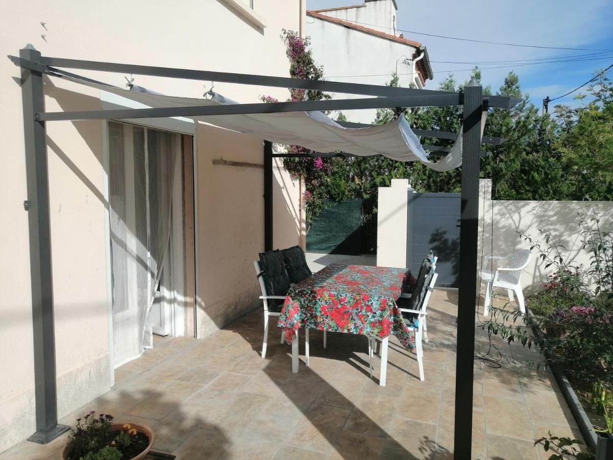 La Maison De 6Fran Appartement 2 Chaleureux Et Calme Ambiance Familiale Valros Exteriör bild