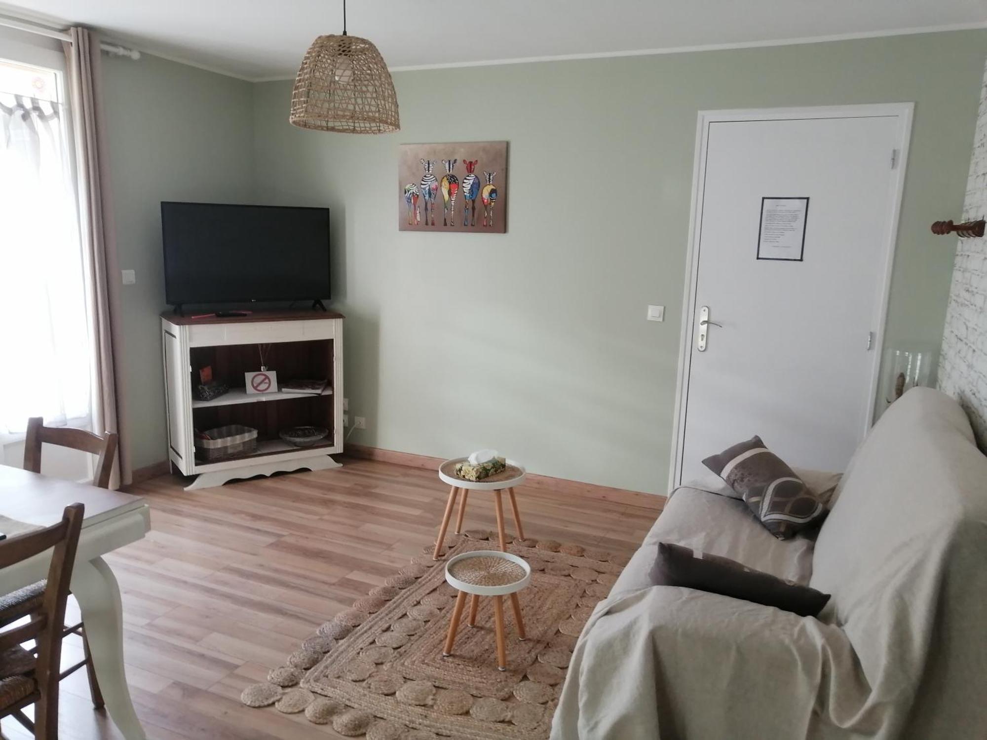 La Maison De 6Fran Appartement 2 Chaleureux Et Calme Ambiance Familiale Valros Exteriör bild