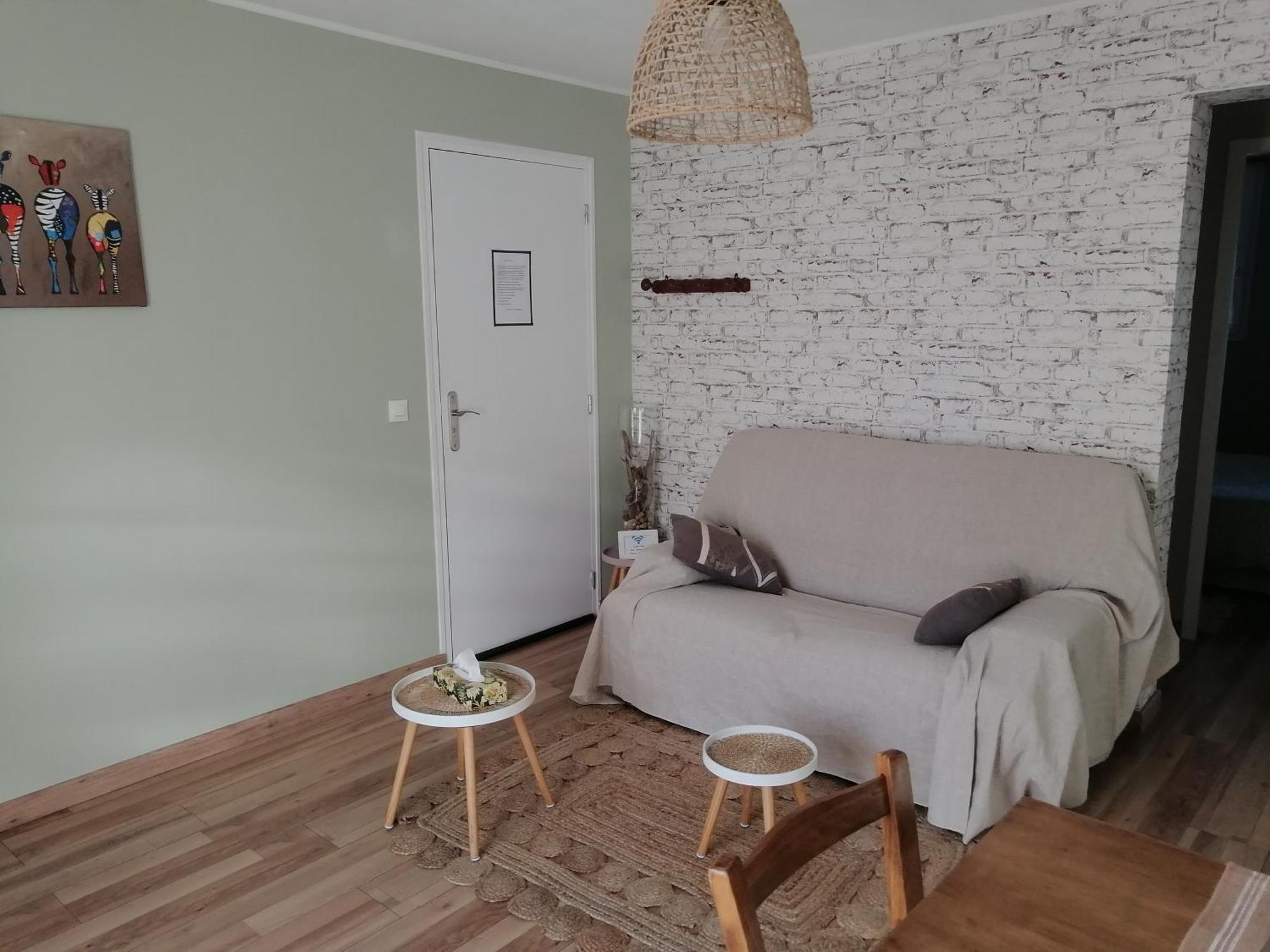 La Maison De 6Fran Appartement 2 Chaleureux Et Calme Ambiance Familiale Valros Exteriör bild